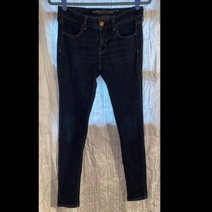 Mid Rise American Eagle Skinny Jeans